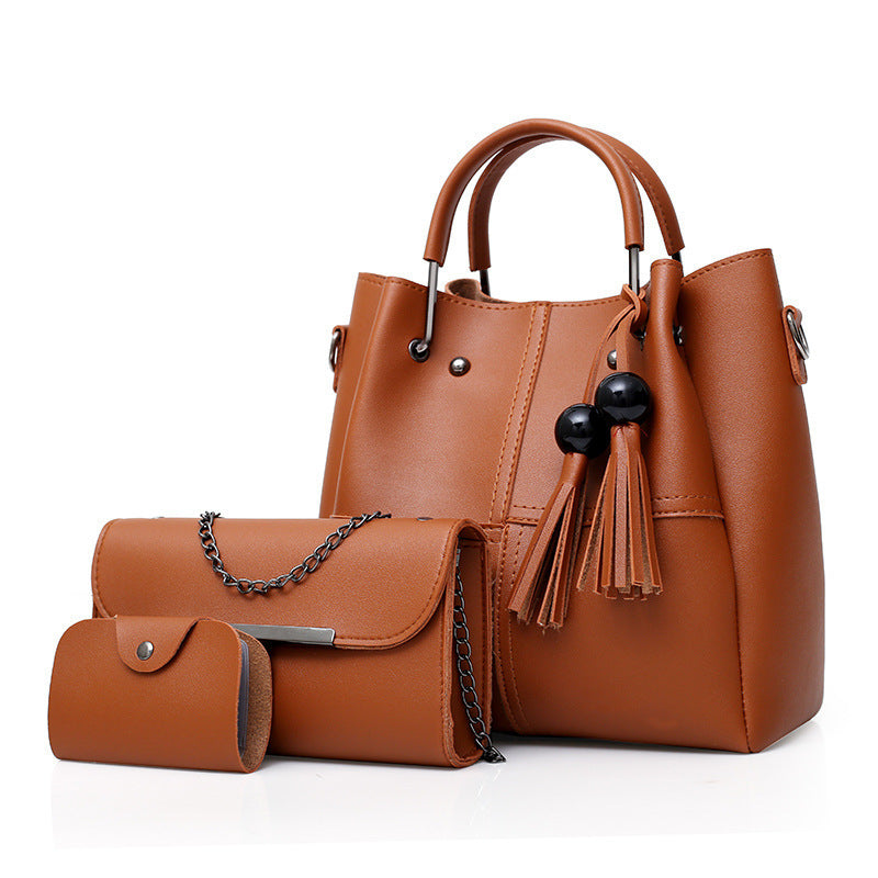 Sac messager à bandoulière simple de mode européenne et américaine pour femmes, sac mère à pompons en trois pièces