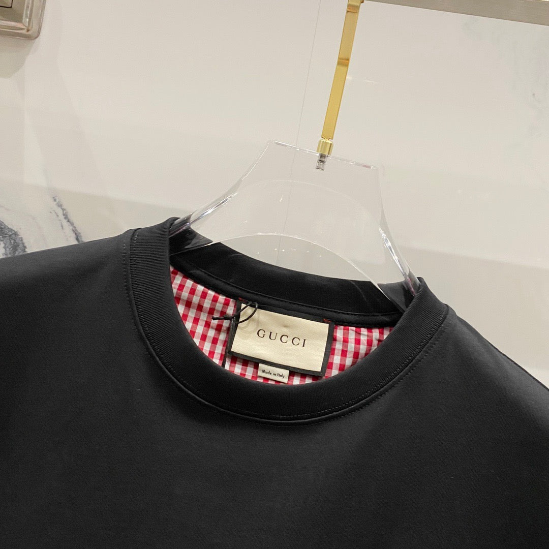 Gucci Blade Logo Printed T-shirt In Black