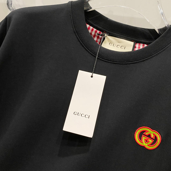Gucci Blade Logo Printed T-shirt In Black