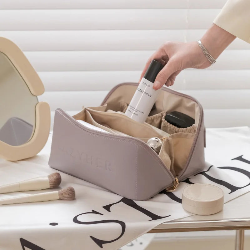 2025 New Ins Large-capacity Portable Girl Makeup Bag