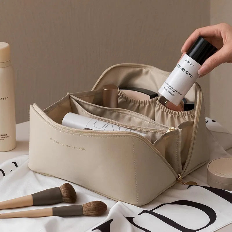2025 New Ins Large-capacity Portable Girl Makeup Bag