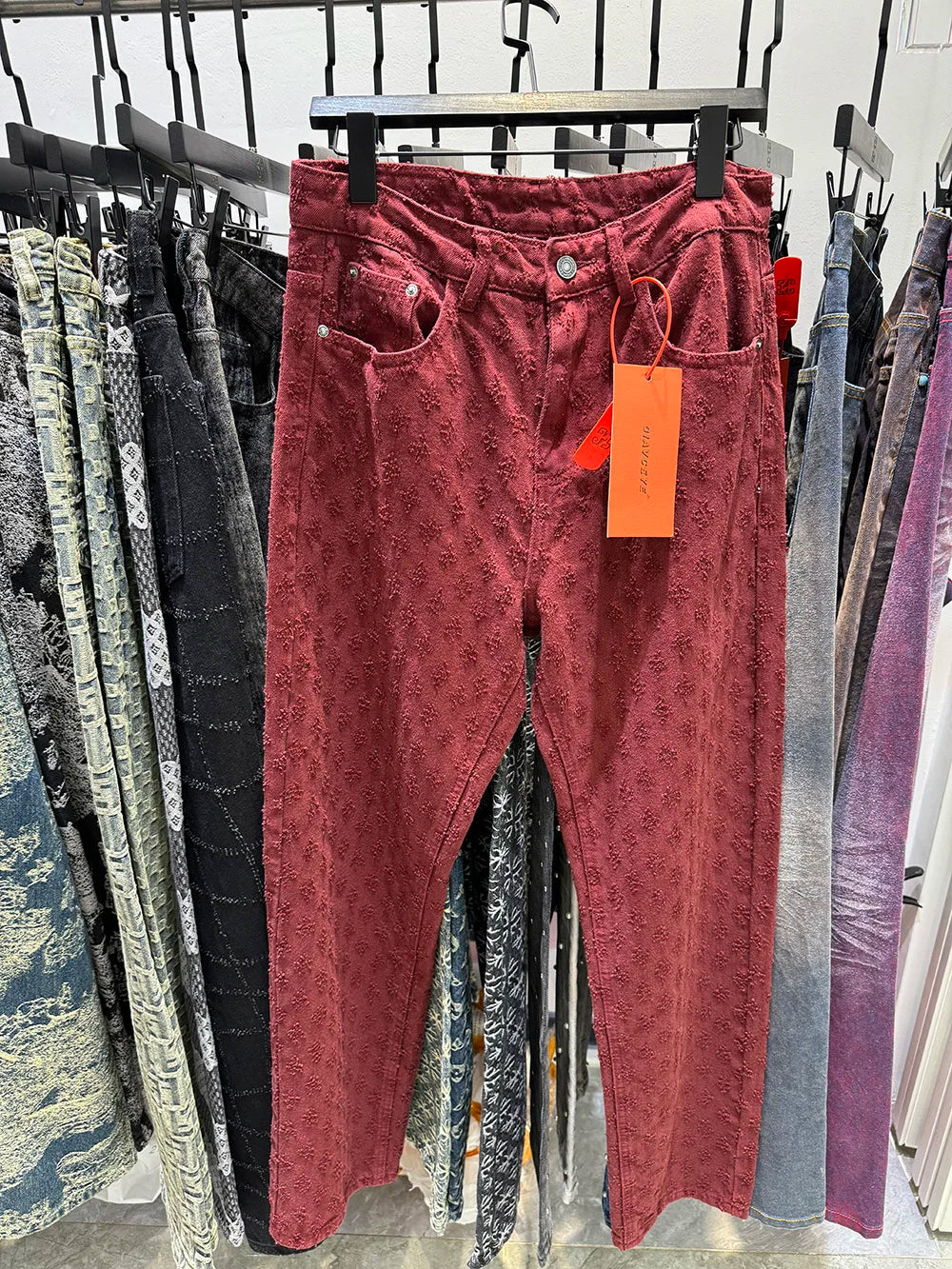 Jacquard Pattern Denim Pants Men Straight Fitting Jeans For Men